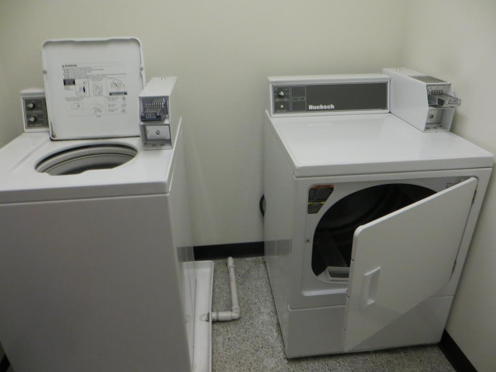 Travelodge By Wyndham Missouri Valley Esterno foto
