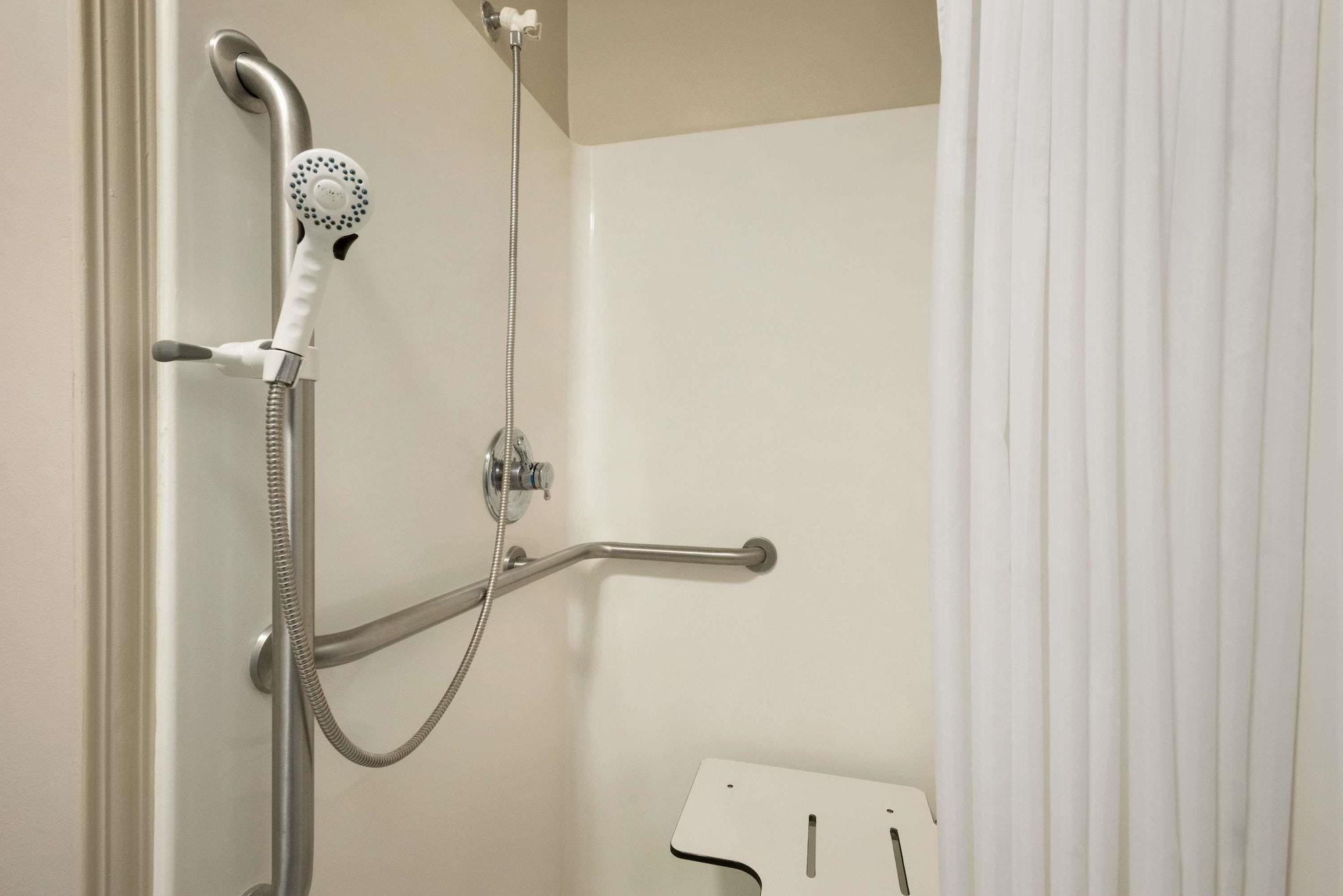 Travelodge By Wyndham Missouri Valley Esterno foto