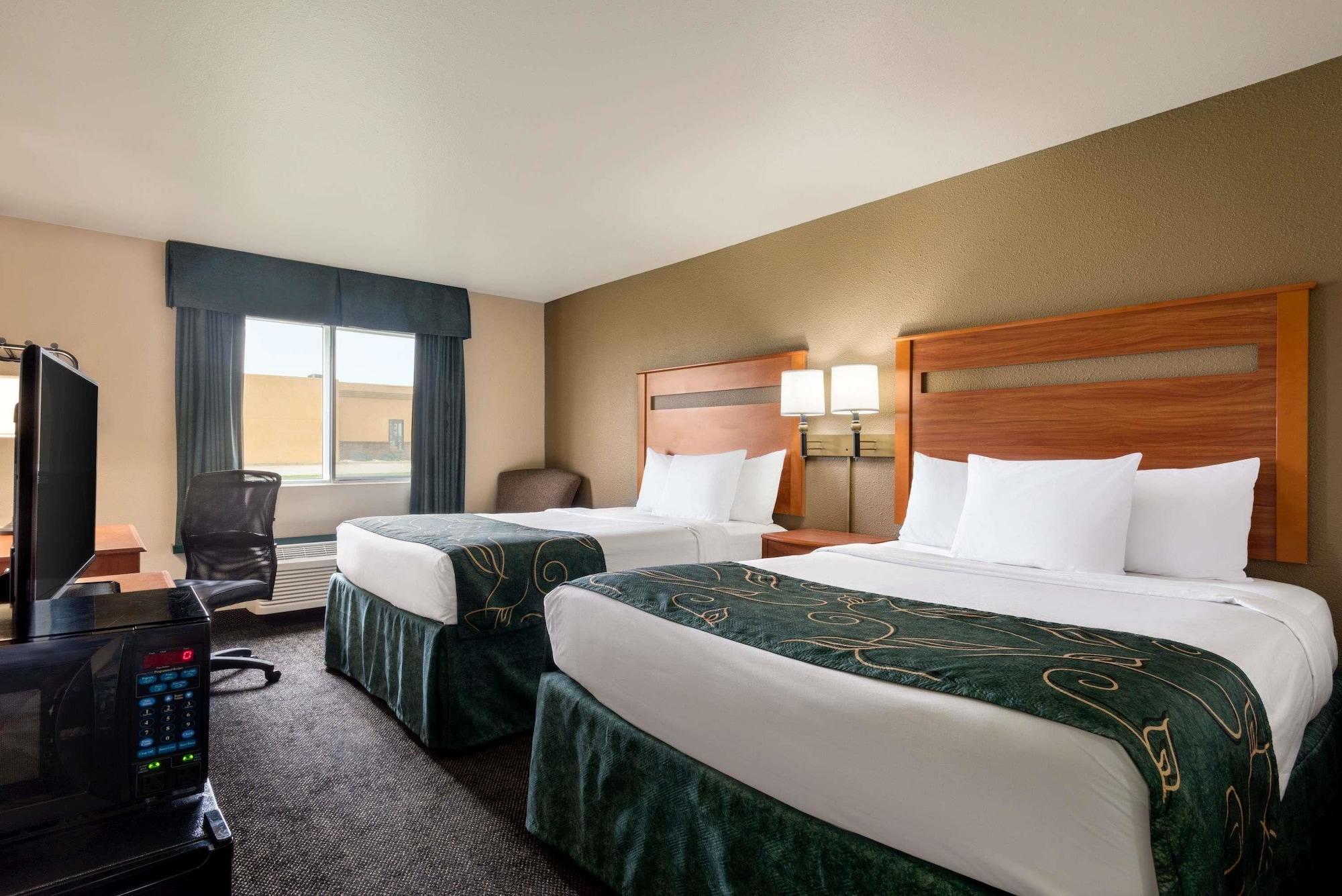 Travelodge By Wyndham Missouri Valley Esterno foto